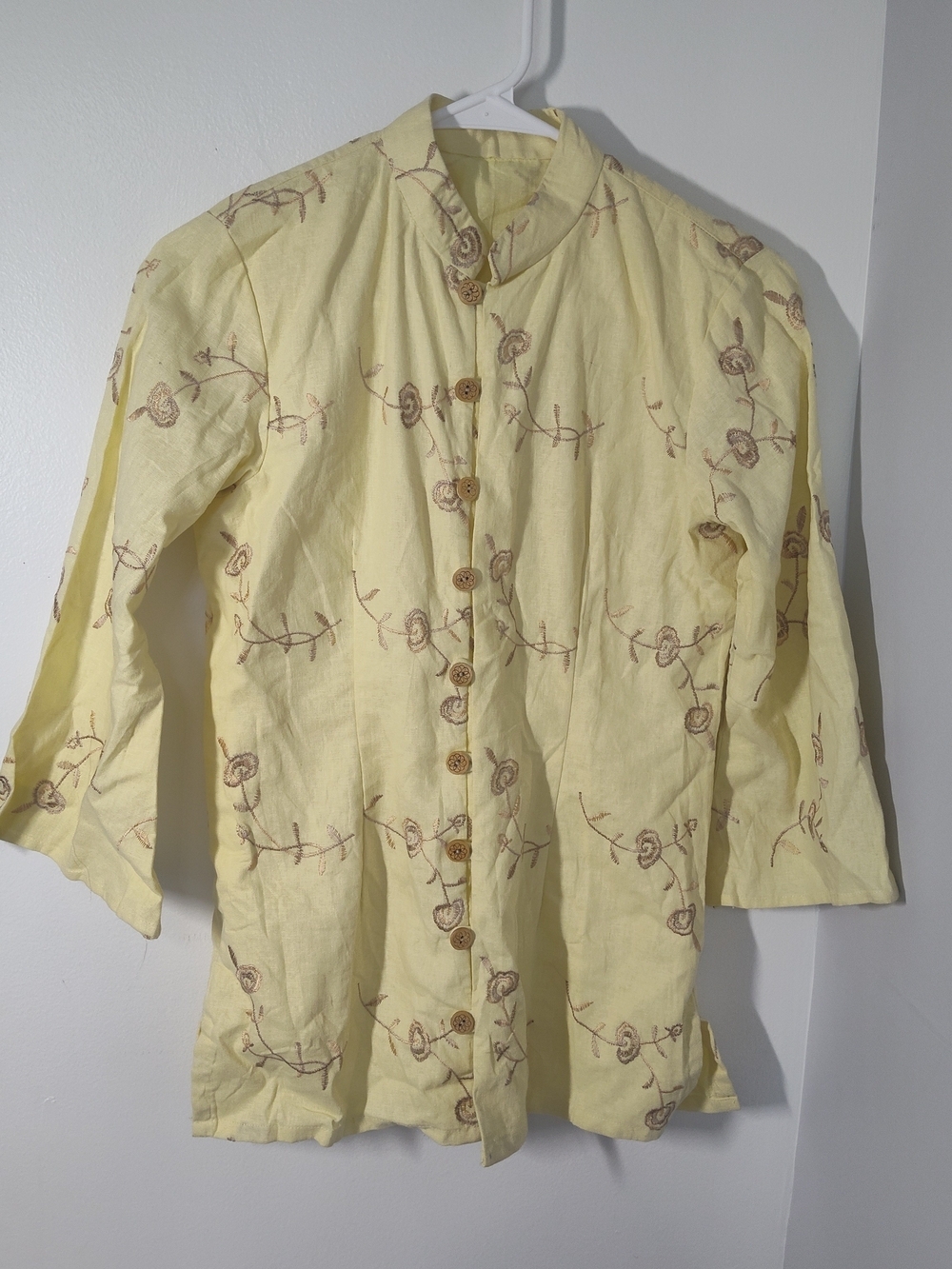 Source Unknown Pale Yellow Embroidered Button-Front Shirt Jacket #341